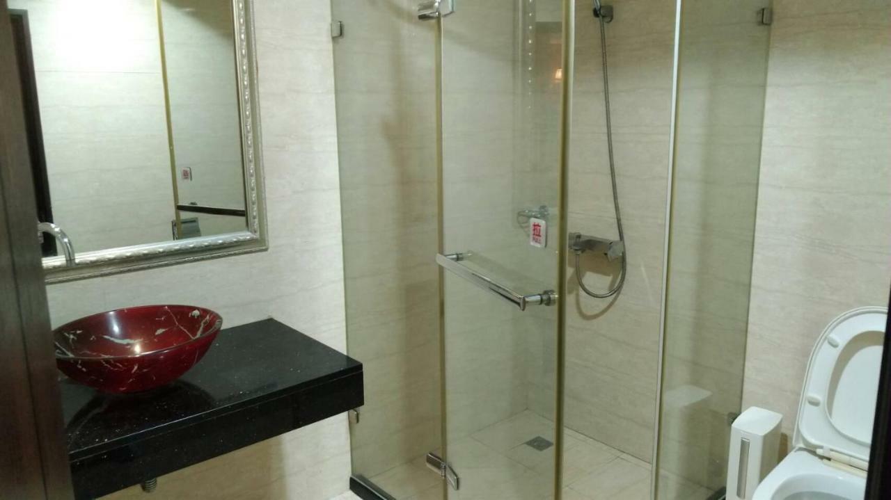 Schoen Hotel Kaohsziung Kültér fotó